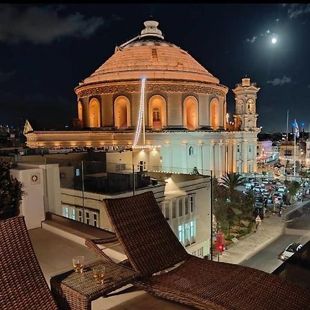 Cinematique Hotell Mosta Eksteriør bilde
