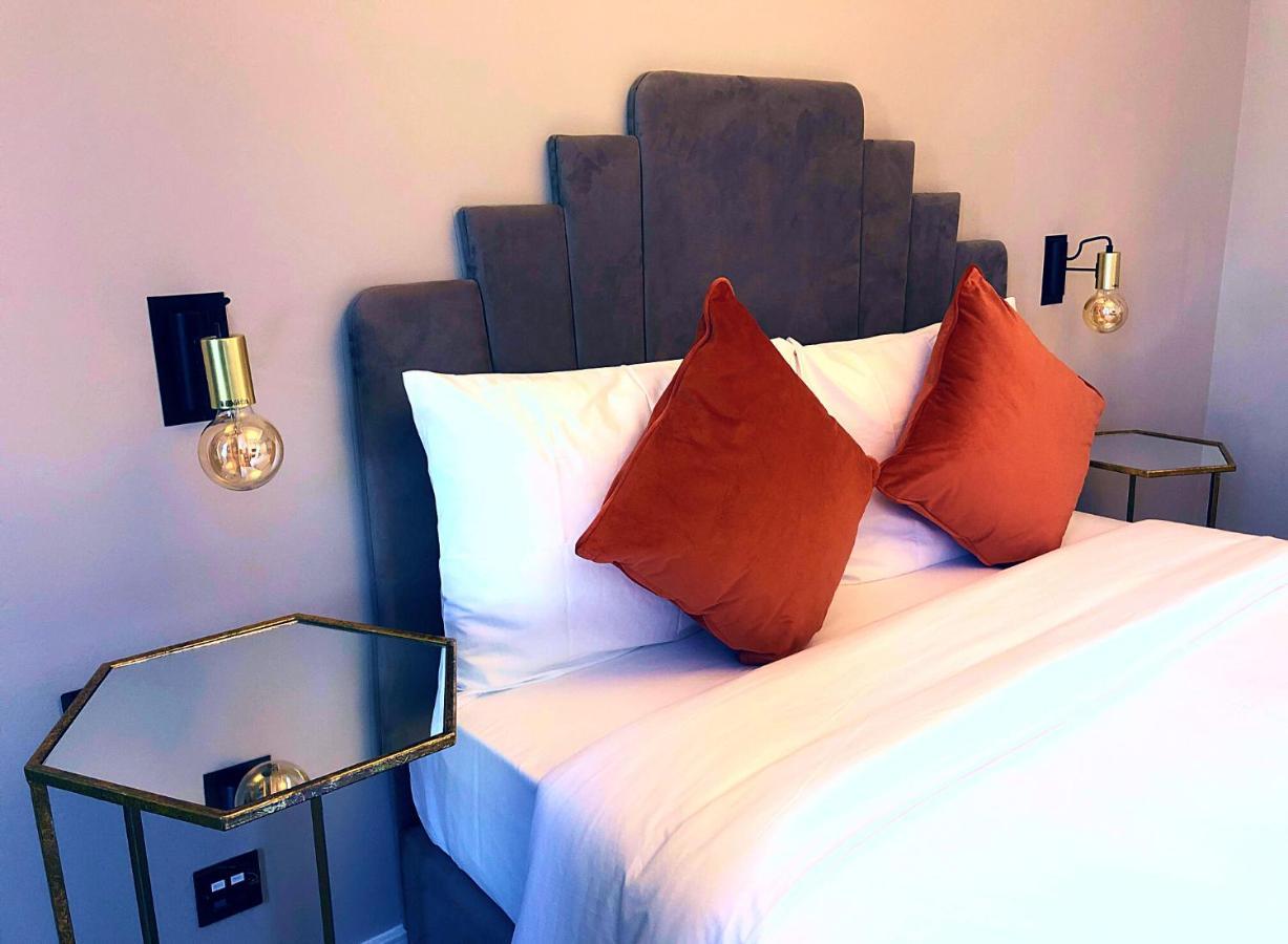 Cinematique Hotell Mosta Eksteriør bilde