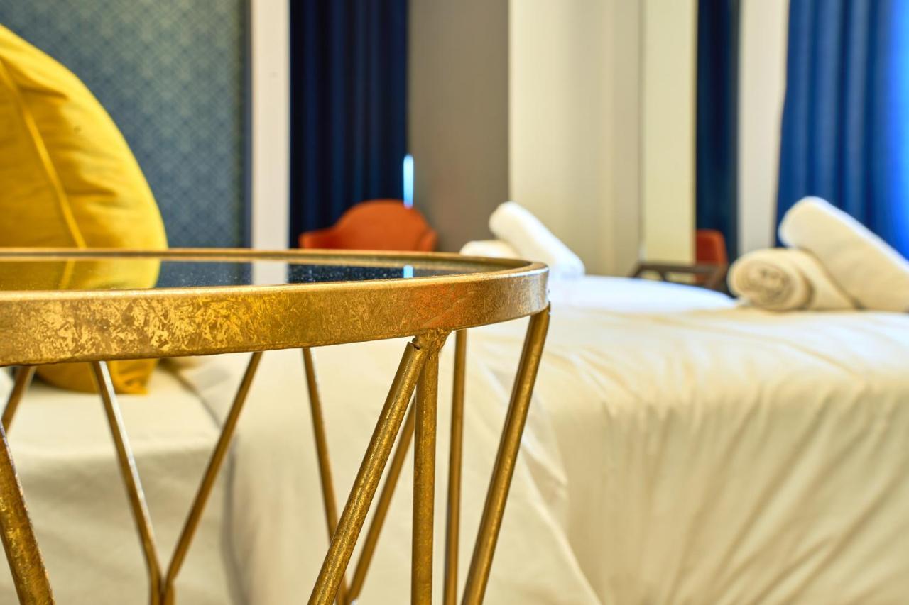 Cinematique Hotell Mosta Eksteriør bilde