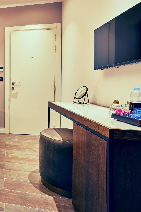Cinematique Hotell Mosta Eksteriør bilde
