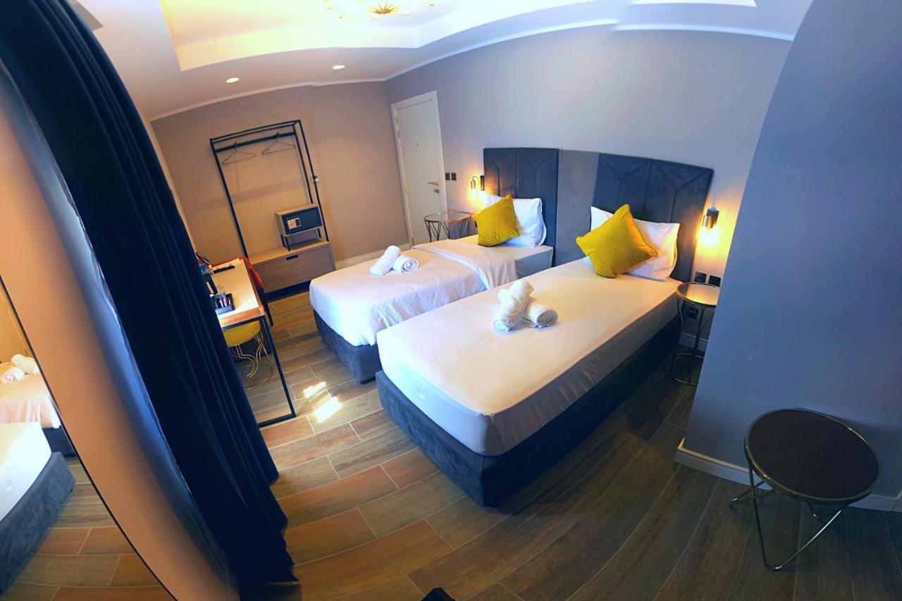 Cinematique Hotell Mosta Eksteriør bilde