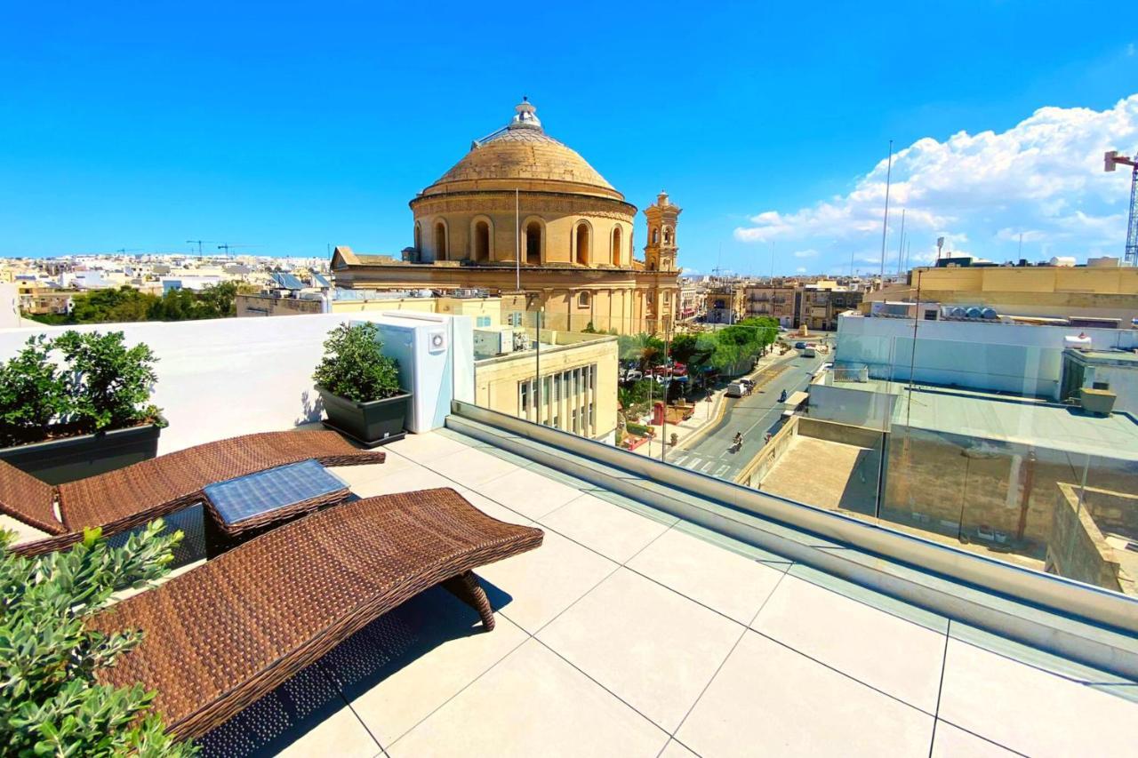 Cinematique Hotell Mosta Eksteriør bilde